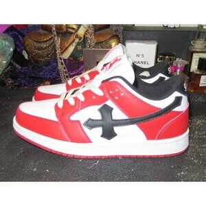 Signal Crash Religion 01 Low top sneakers Made on Earth men's 6 women's 8